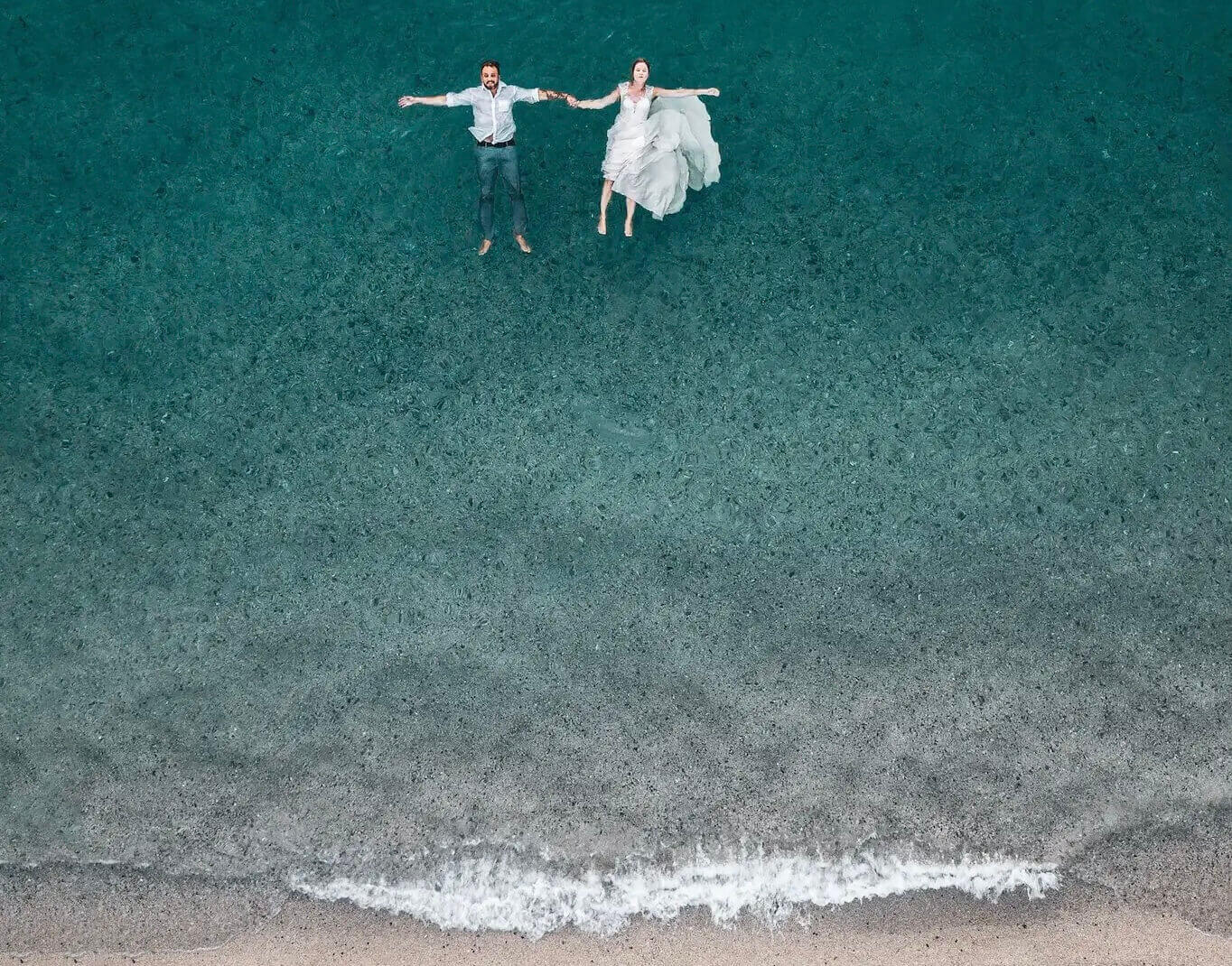 Robe de mariée d’été, robe de mariée d’hiver, mariage a plage, mariage hivernal, mariage printanier, mariage automnal